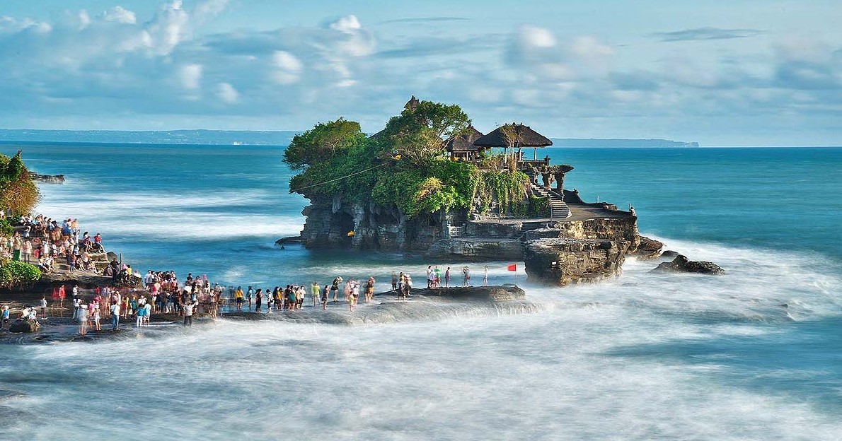 Travel Spot